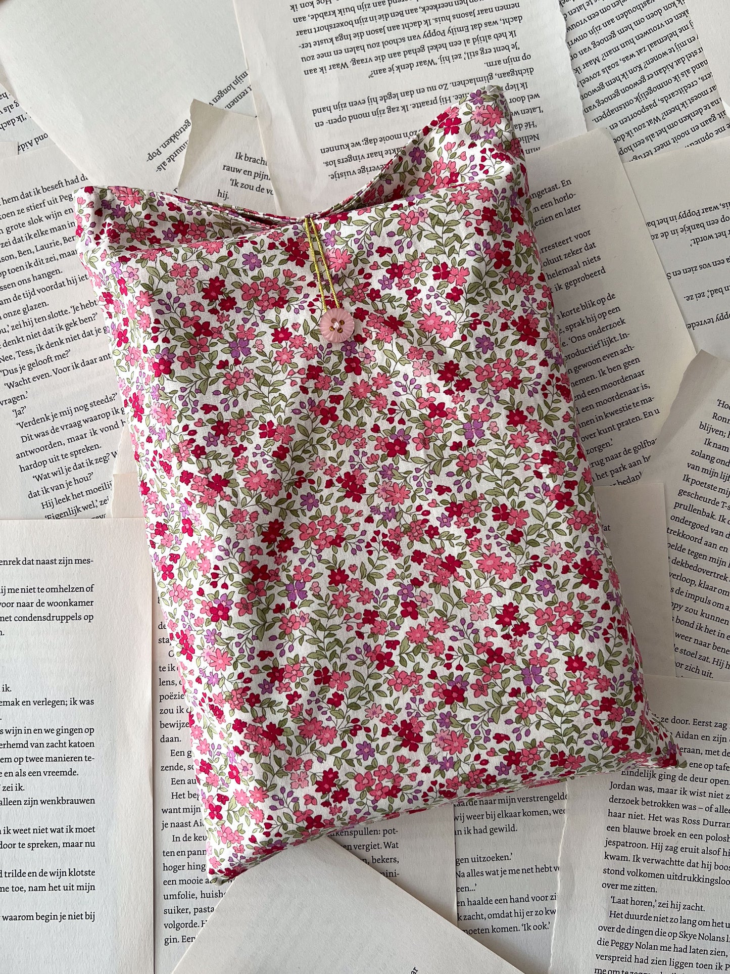 Booksleeve - Spring Flower - Maat M