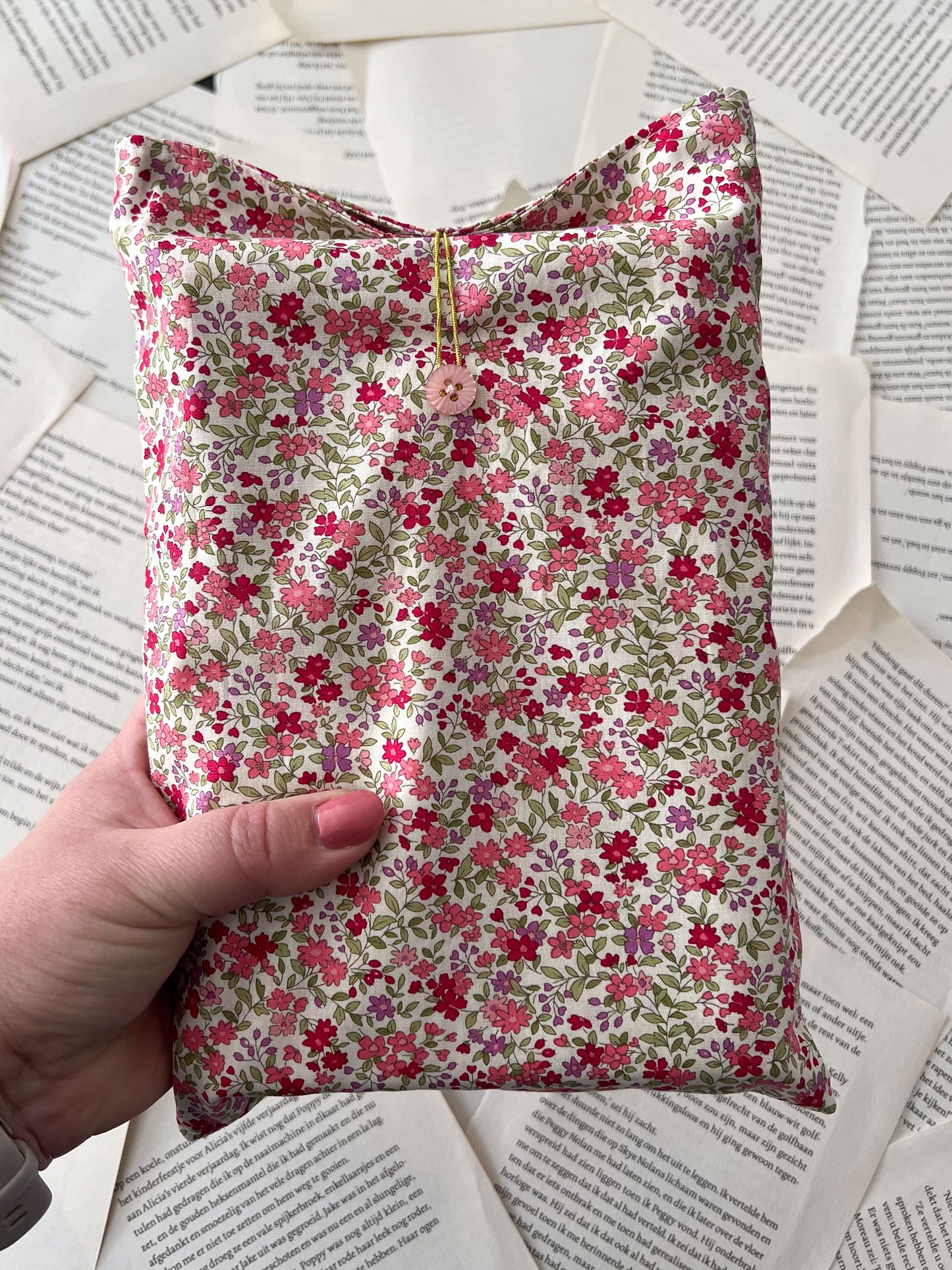 Booksleeve - Spring Flower - Maat M