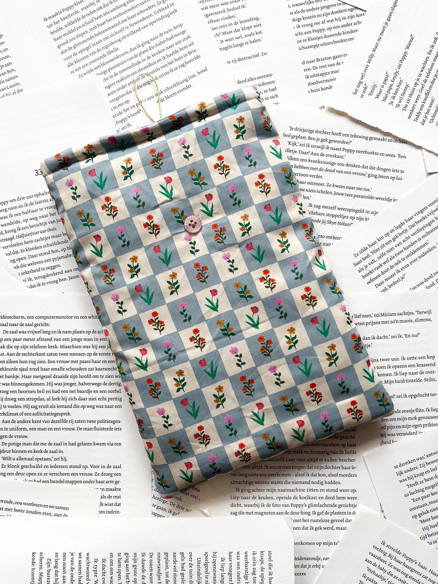 Booksleeve - Tiny Flower - Deluxe - Maat M