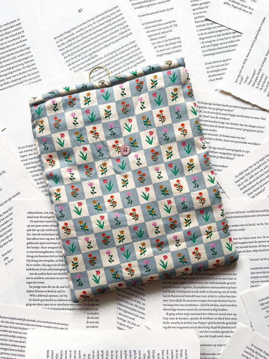 Booksleeve - Tiny Flower - Deluxe - Maat L