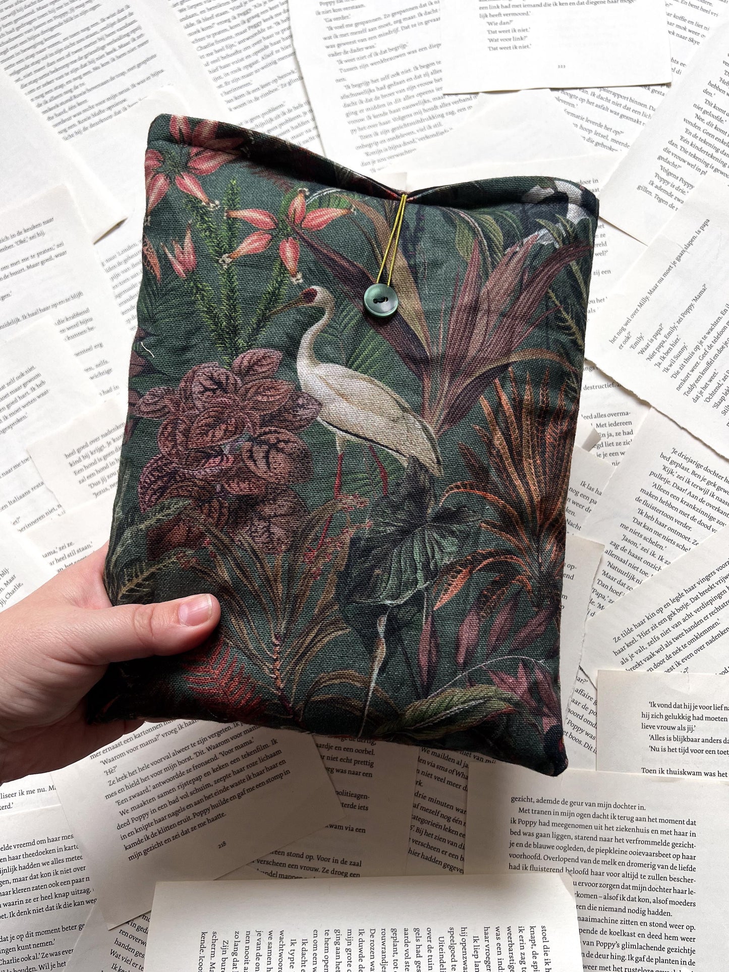 Booksleeve- Jungle Bird - Deluxe - Maat L