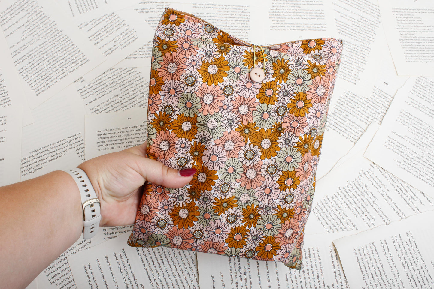 Booksleeve - Retro - Maat L