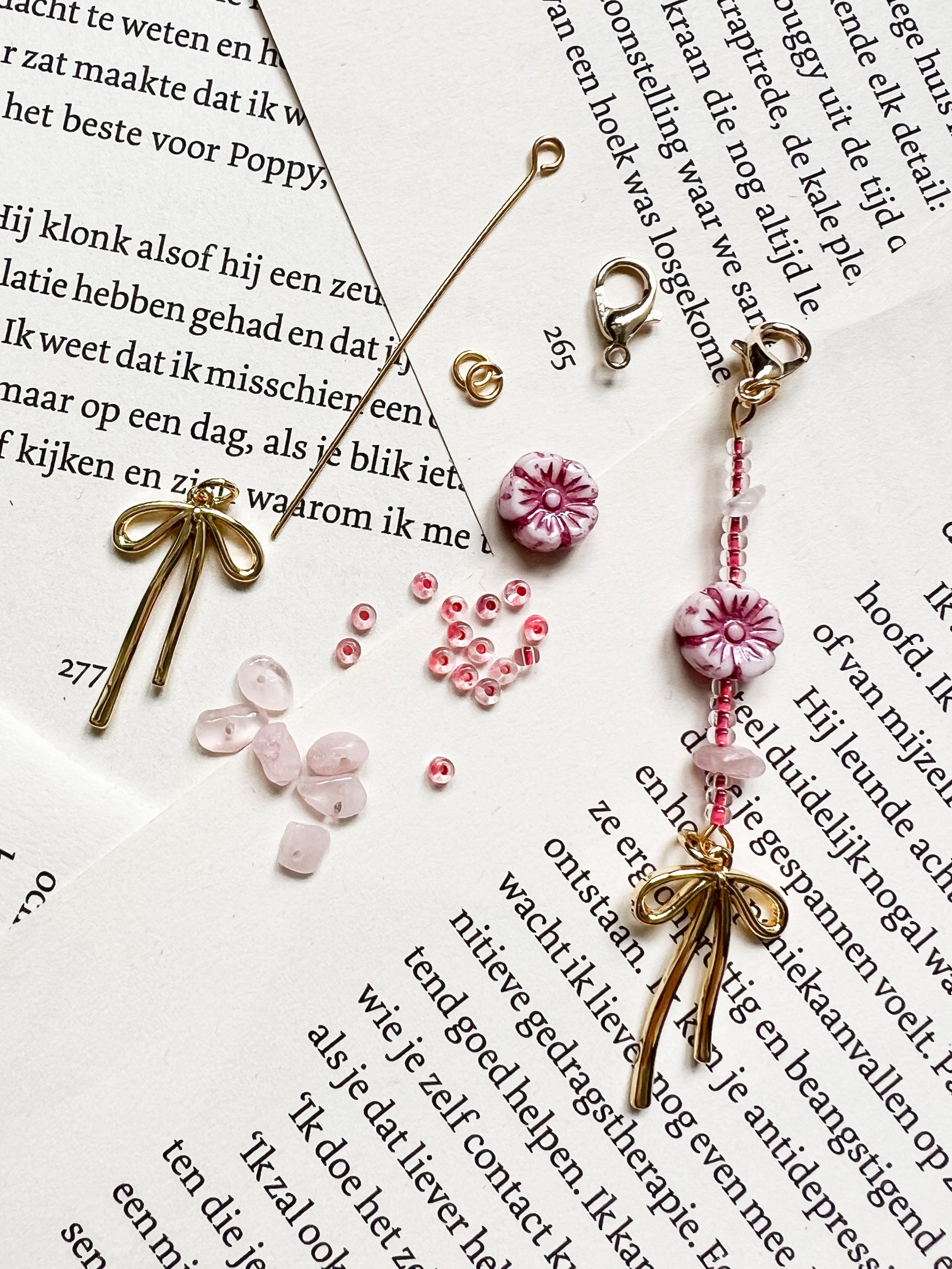 journalbedel met een schattig strikje, ook beschikbaar in DIY pakketje